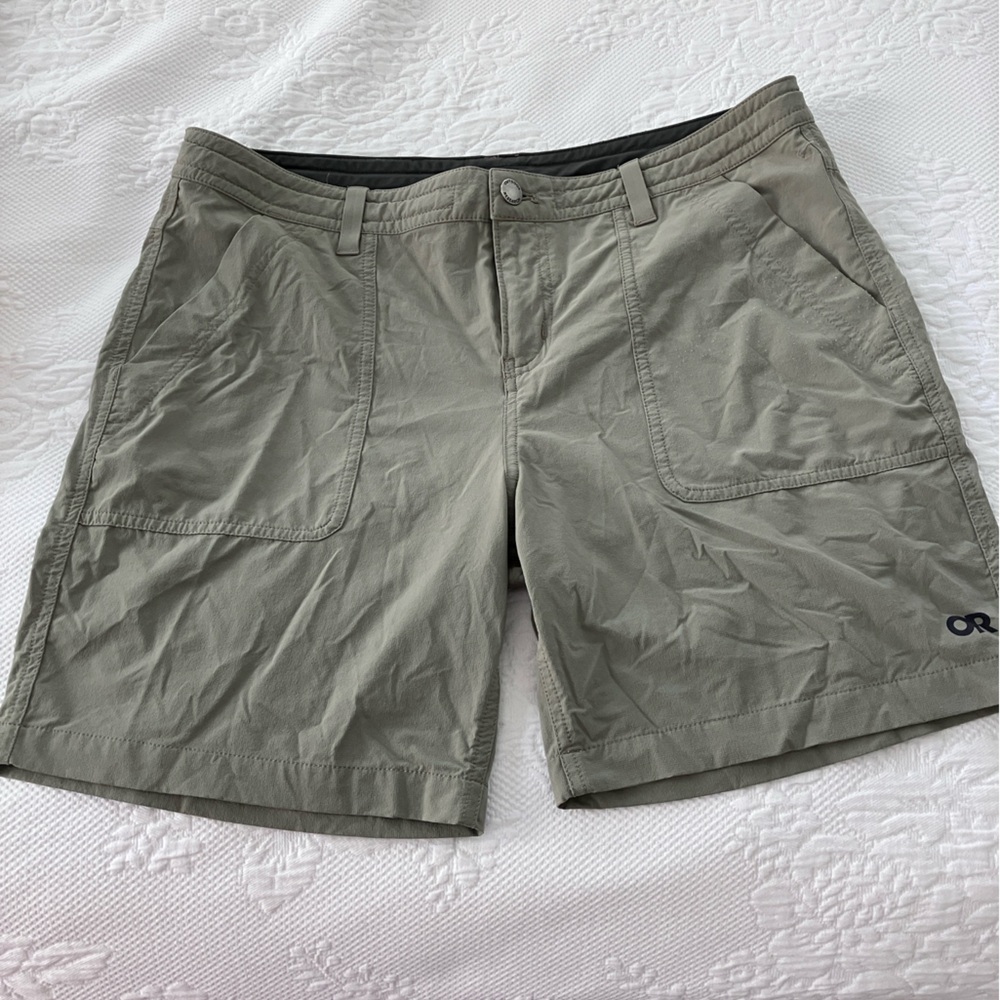 Outdoor Research Women’s Cargo Shorts in Gray